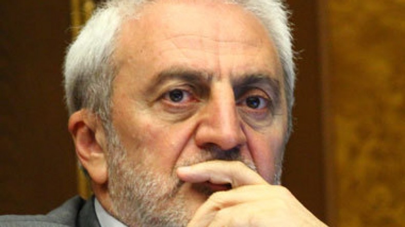 Депутат НС Армении Арам Манукян призвал стороны взвесить каждый шаг во избежание жертв