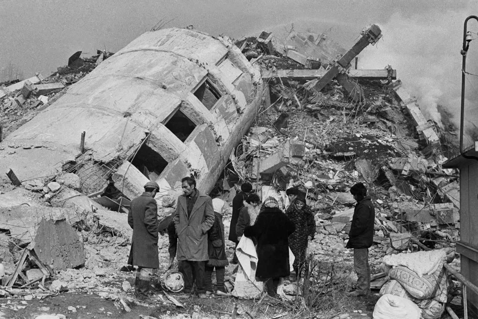 Землетрясение 1988 год армения