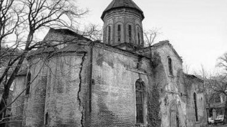 Почему григорианская церковь